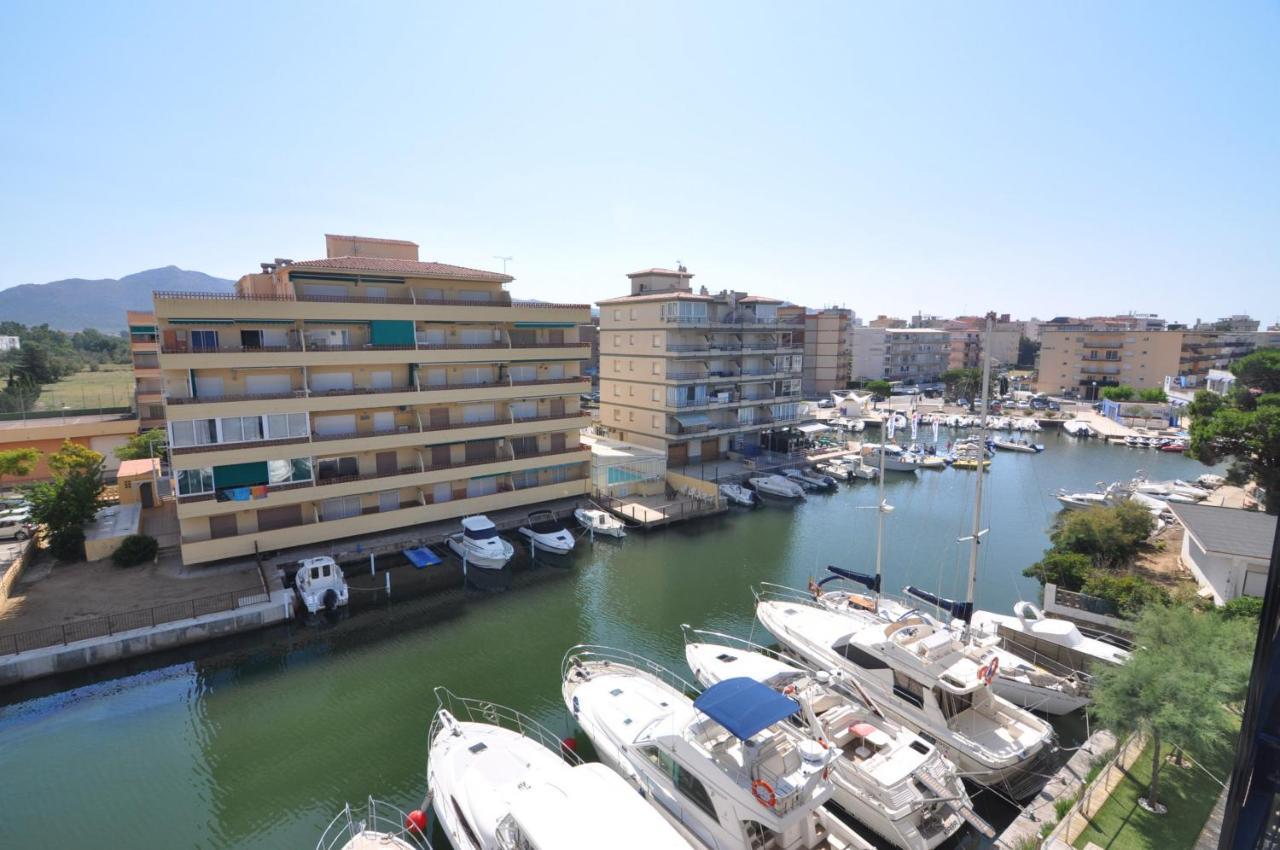 Rnet - Apartments Roses Port Trebol Exterior foto