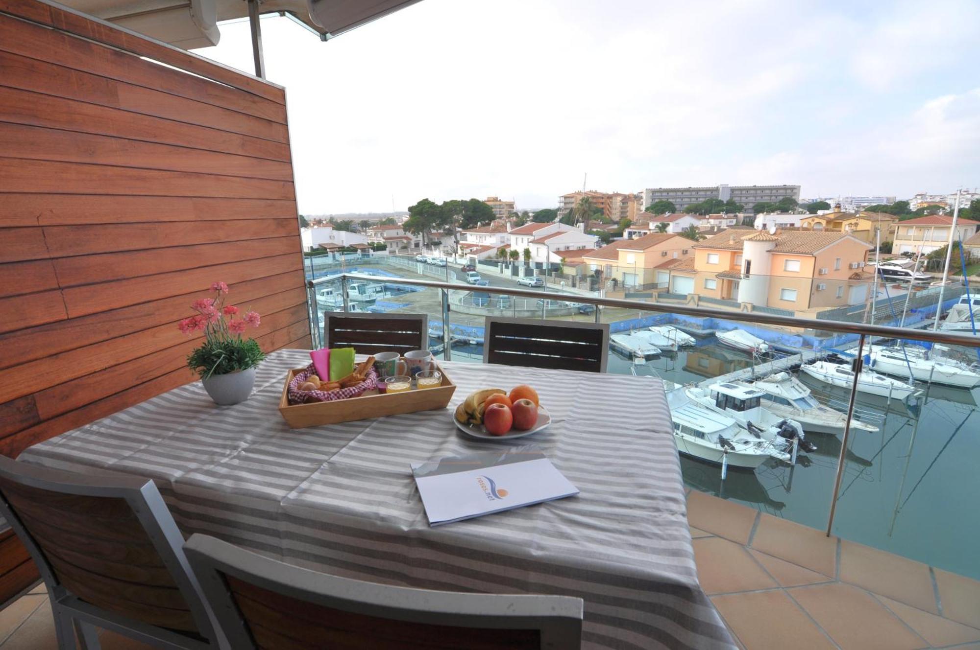Rnet - Apartments Roses Port Trebol Exterior foto