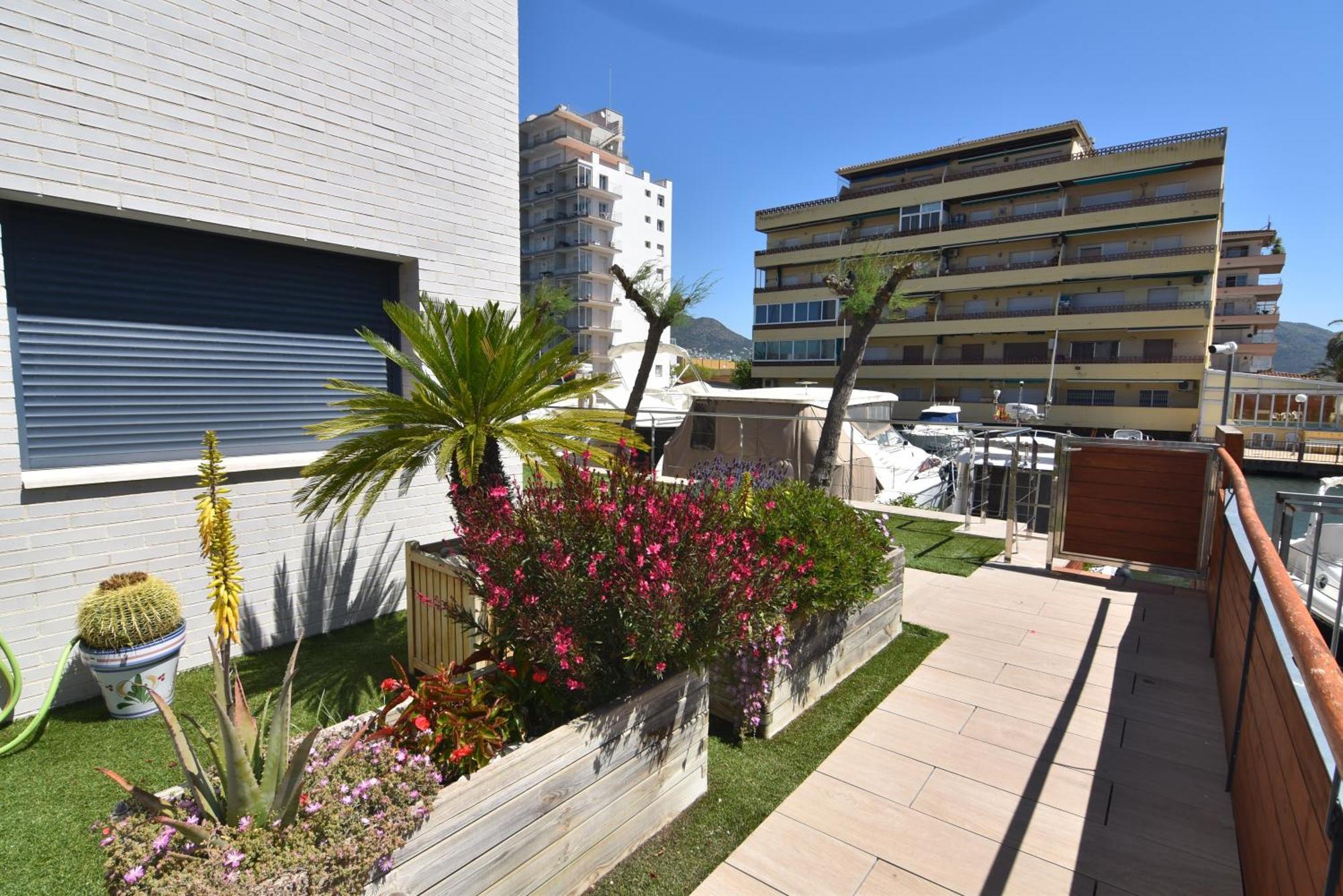 Rnet - Apartments Roses Port Trebol Exterior foto