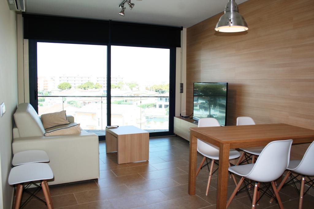 Rnet - Apartments Roses Port Trebol Exterior foto